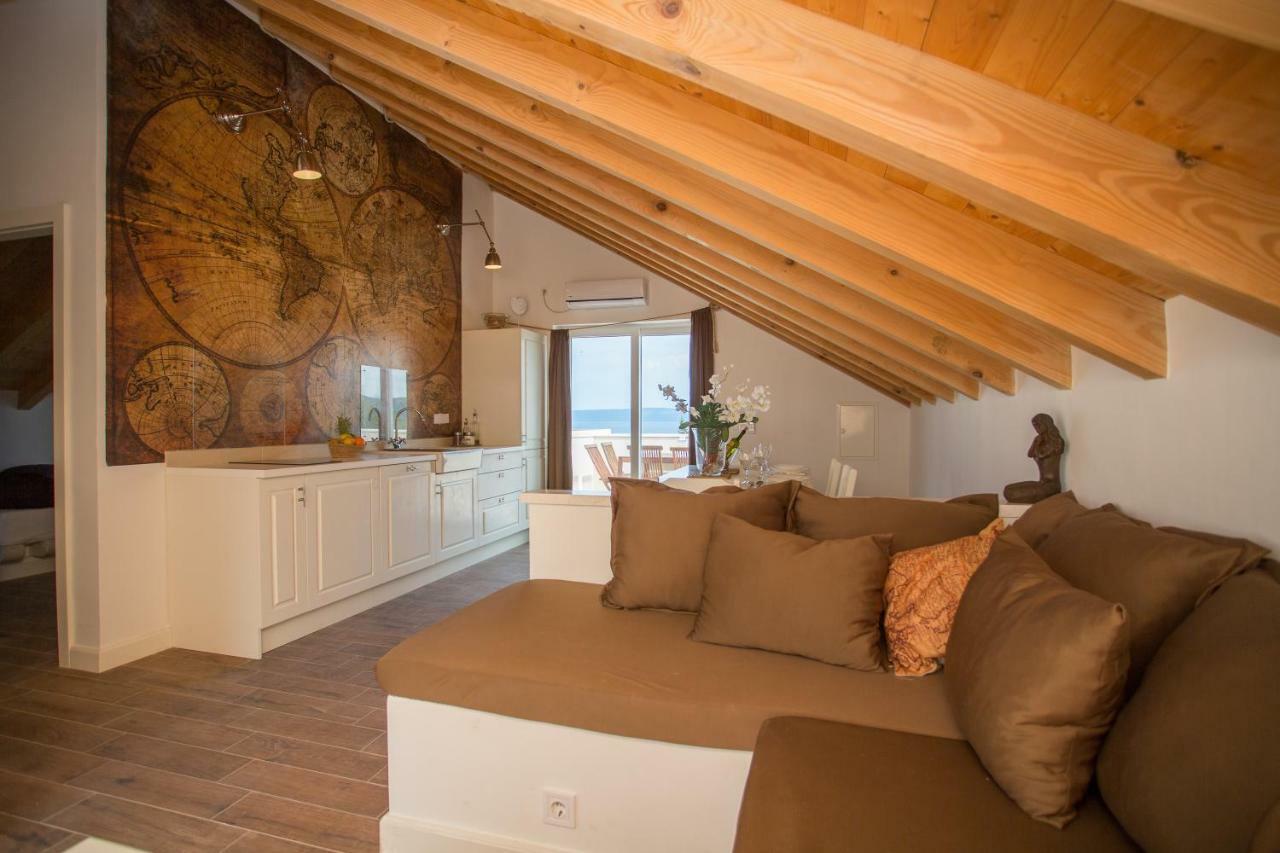 Apartment Captain's Attic *